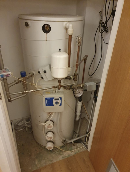IMG_8288 Why Choose an Electric Combi Boiler For Uk and London Homes?